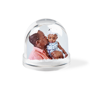 Maak 't persoonlijk met een gepersonaliseerde sneeuwbol! Maak 't persoonlijk met een gepersonaliseerde sneeuwbol!