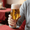 Sfeerfoto gegraveerd bierglas met naam Sfeerfoto gegraveerd bierglas met naam