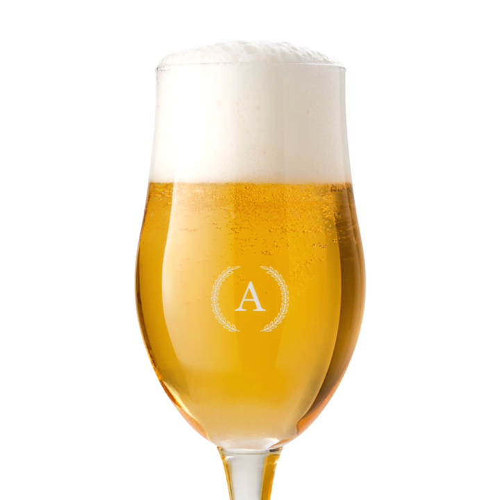 Bierglas met initiaal gravure